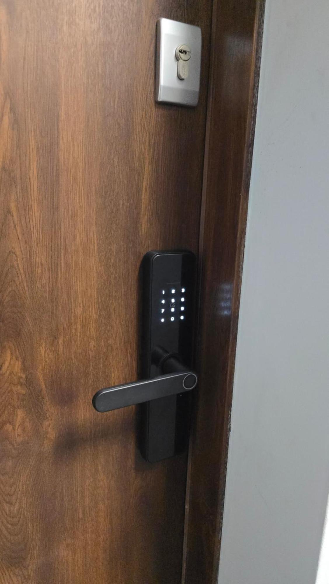 Apartament Dark Prestige New ! - Dostep 24H, Projektor , Garaz Podziemny , Klimatyzacja , Duzy Taras Кельце Экстерьер фото