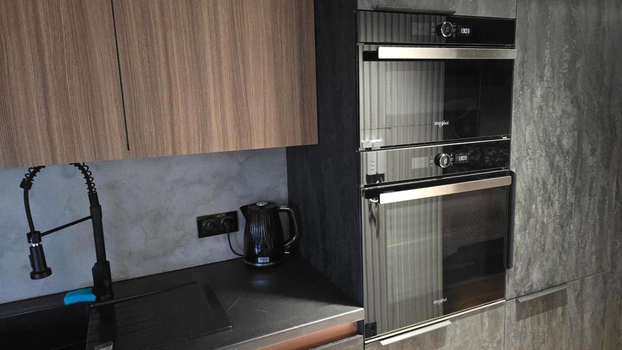 Apartament Dark Prestige New ! - Dostep 24H, Projektor , Garaz Podziemny , Klimatyzacja , Duzy Taras Кельце Экстерьер фото